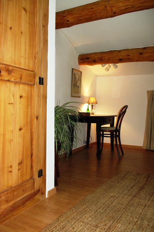 Le Mas De La Fontaine Bed & Breakfast Le Pegue Rom bilde